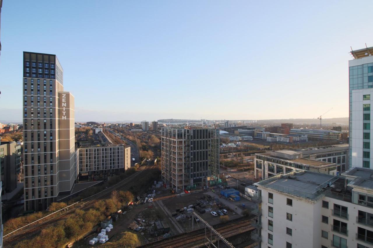 The Skyline - Luxury City Centre Flat With Designated Parking Cardiff Exterior foto