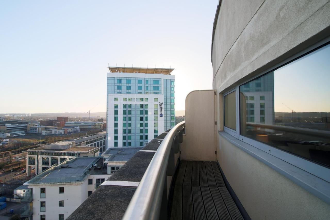 The Skyline - Luxury City Centre Flat With Designated Parking Cardiff Exterior foto