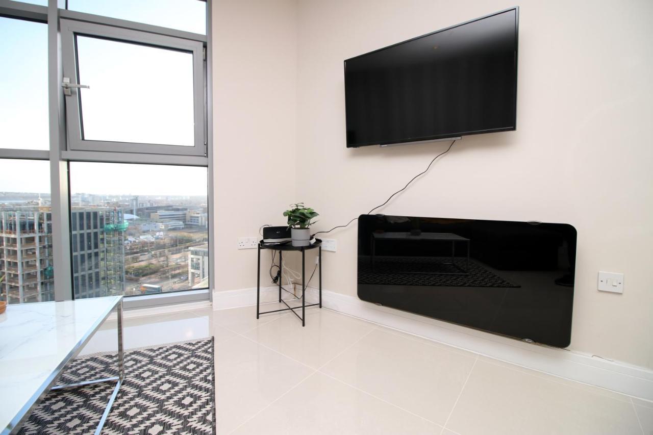 The Skyline - Luxury City Centre Flat With Designated Parking Cardiff Exterior foto