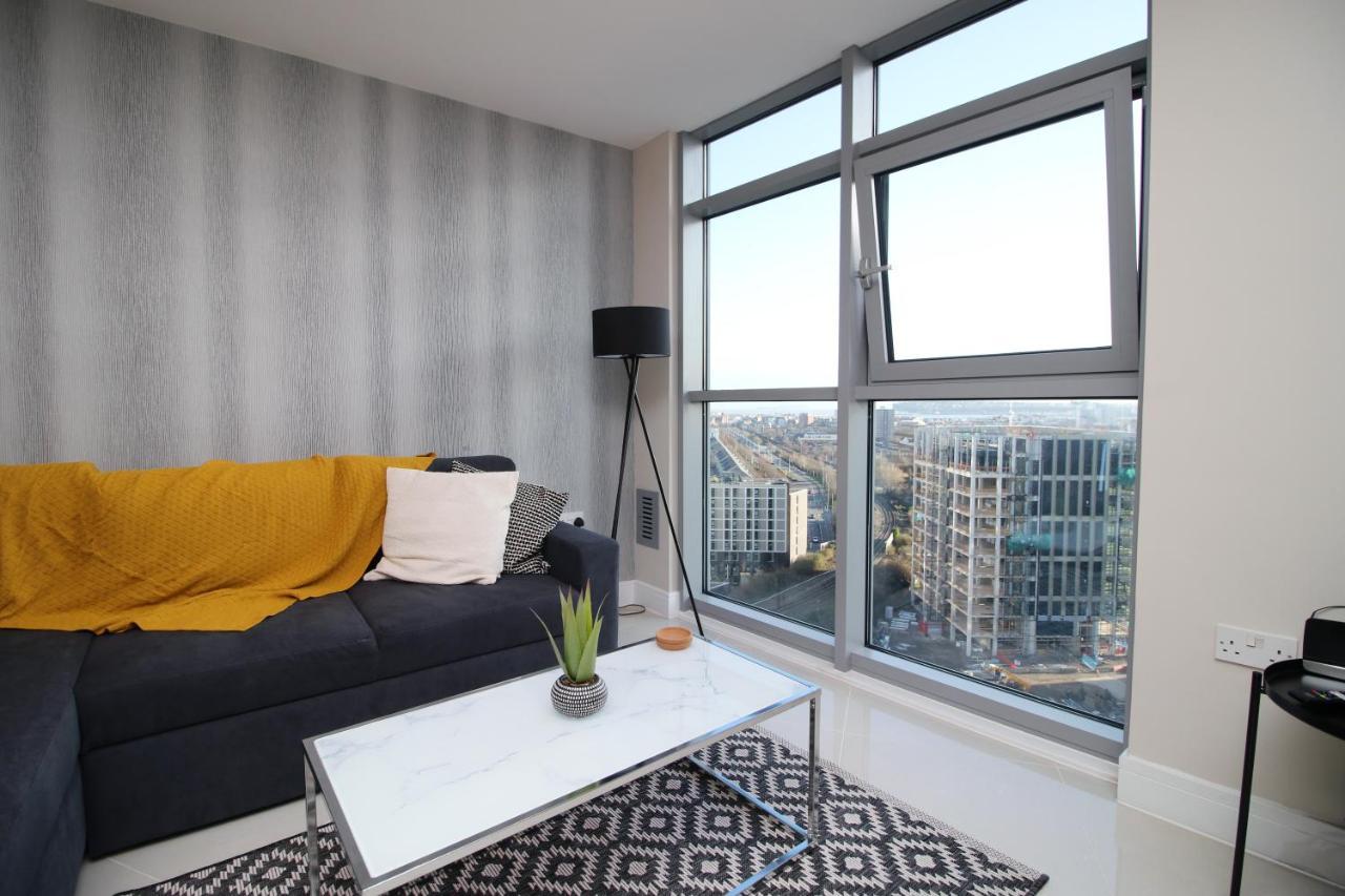 The Skyline - Luxury City Centre Flat With Designated Parking Cardiff Exterior foto